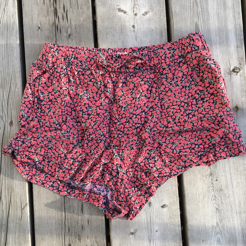 Garage Floral Shorts